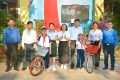 TRAO  “XE ĐẠP KHĂN QUÀNG ĐỎ” CHO HỌC SINH CÓ HOÀN CẢNH KHÓ KHĂN
